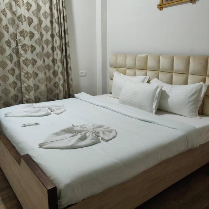 Kivi'S Kozy 2Bhk Luxurious Apartment Goa By Leela Homes Arpora Luaran gambar